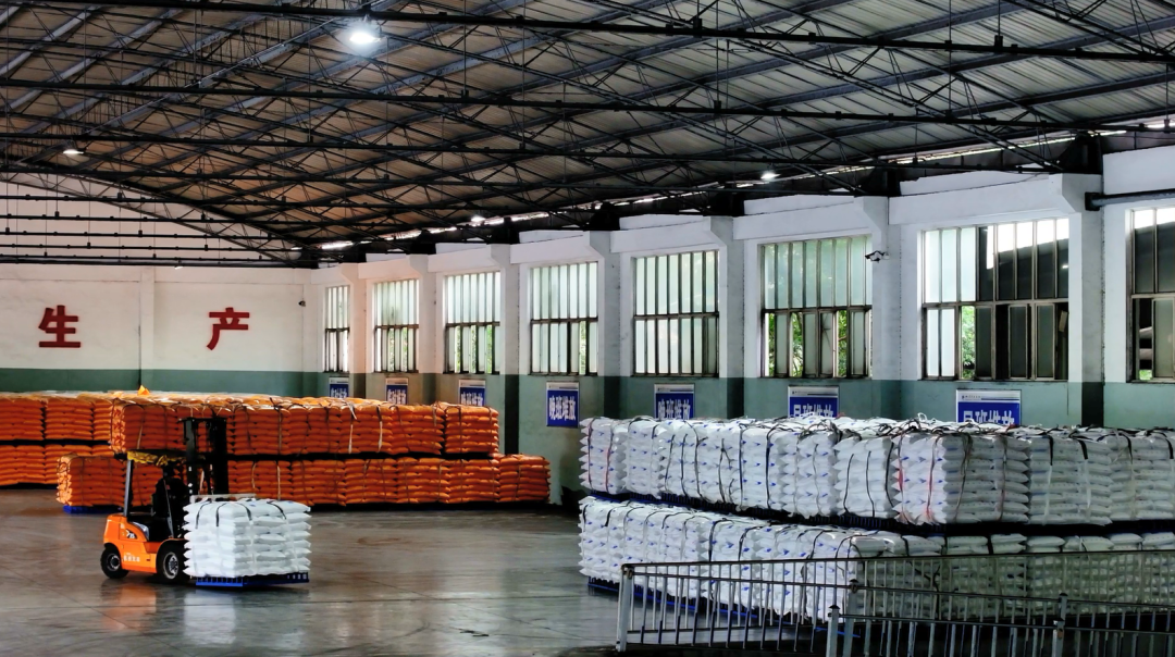 德陽日報：四川美豐千人在崗促生產(chǎn)